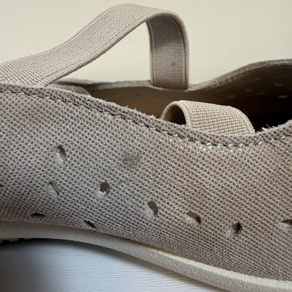 Mephisto Women's Size 7 Karla Perf Light Taupe Liam 818 Criss-Cross Ballet Flats - Picture 3 of 11